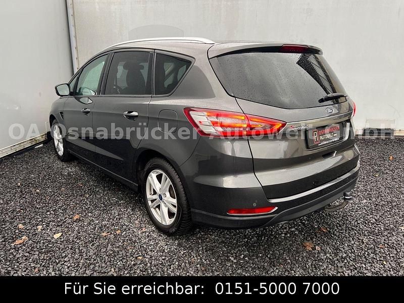 Second-hand Ford S-MAX S 150 CP (110 kW) 2018 Gri Monovolum