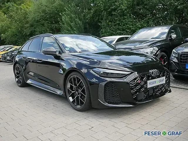 Gebraucht Audi RS5 Sport 639 PS (469 kW) 2026 Mythosschwarz metallic Kombi