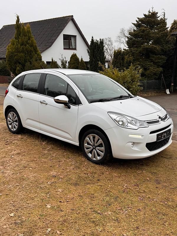 Gebraucht Citroën C3 82 PS (60 kW) 2013 Weiß Kleinwagen