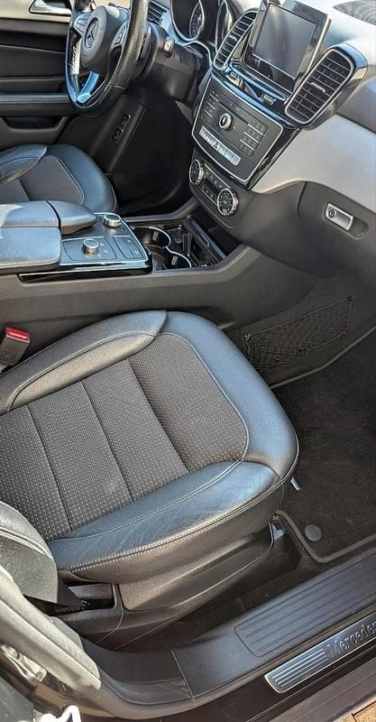 Gebraucht Mercedes GLE250 204 PS (150 kW) 2016 Schwarz SUV