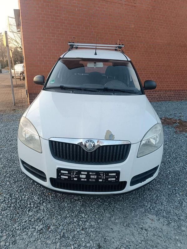 Gebraucht Skoda Roomster 69 PS (50 kW) 2007 Weiß Van / Kleinbus