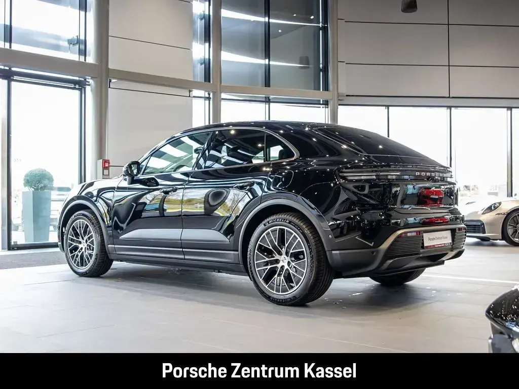 Neu Porsche Macan 300 kW (408 PS) 2026 Schwarz SUV