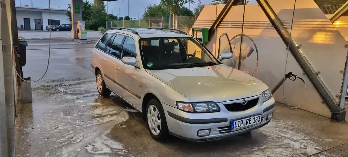 Gebraucht Mazda 626 136 PS (100 kW) 2001 Silber Kombi
