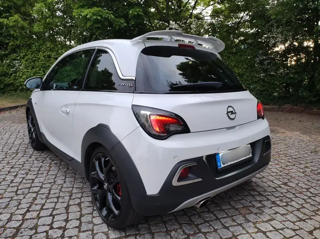 Gebraucht Opel Adam Rocks Rocks S 150 PS (110 kW) 2018 Weiß Kleinwagen