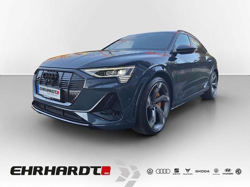 Blau Gebraucht 2022 Audi e-tron Sport SUV | 47.980 € (Etwas zu teuer) - Bild 1/3