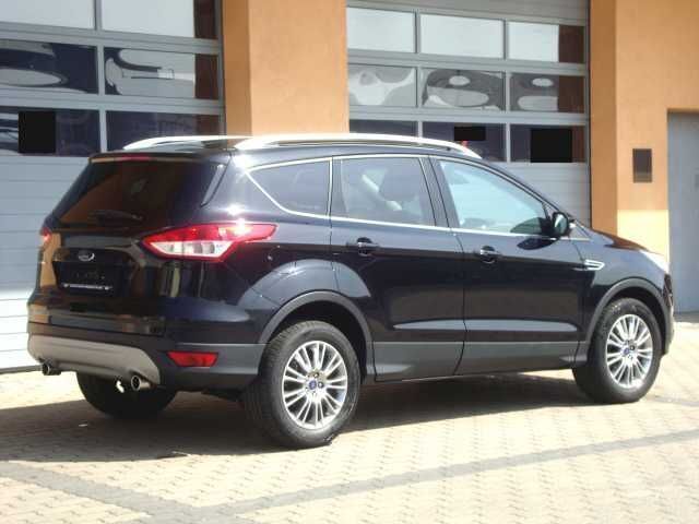 Gebraucht Ford Kuga Titanium 140 PS (102 kW) 2014 Schwarz metallic SUV