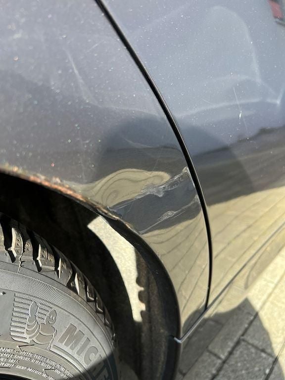 Gebraucht BMW 320 177 PS (130 kW) 2008 Grau Kombi