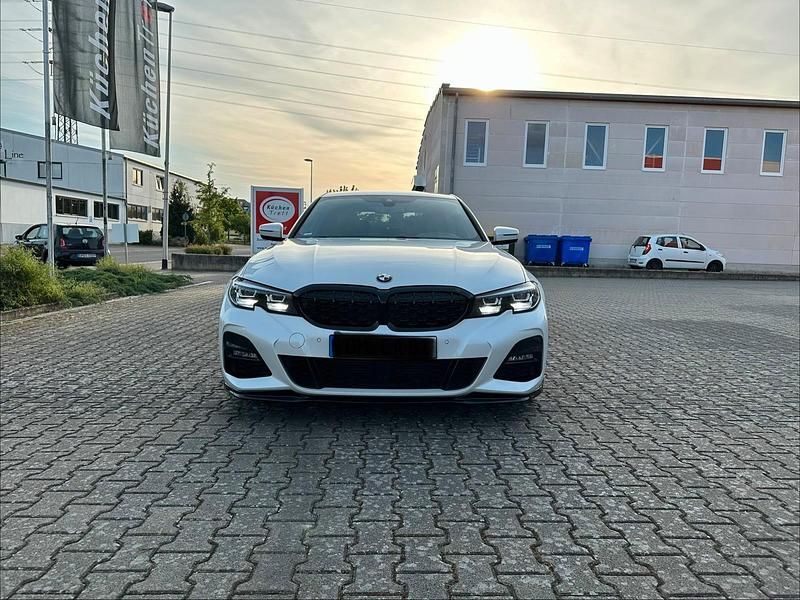 Gebraucht BMW 330 M Sport 265 PS (194 kW) 2019 Limousine