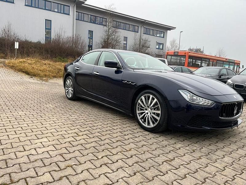 Gebraucht Maserati Ghibli 411 PS (302 kW) 2015 Blau Limousine