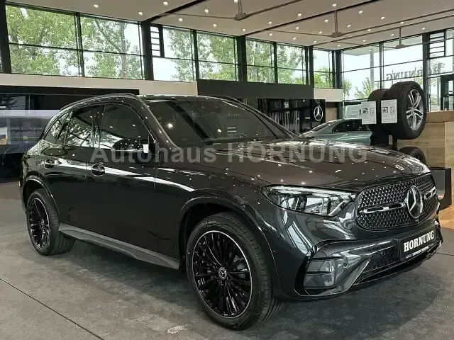 Gebraucht Mercedes GLC300 AMG 269 PS (197 kW) 2026 Grafitgrau  metalliclack SUV