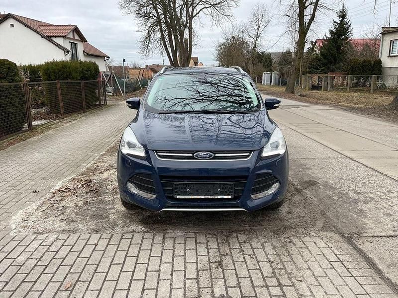 Gebraucht Ford Kuga Titanium 163 PS (119 kW) 2013 Blau SUV