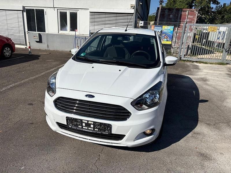 Weiß Gebraucht 2017 Ford Ka Kleinwagen | 5.990 € (Superpreis) - Bild 1/4