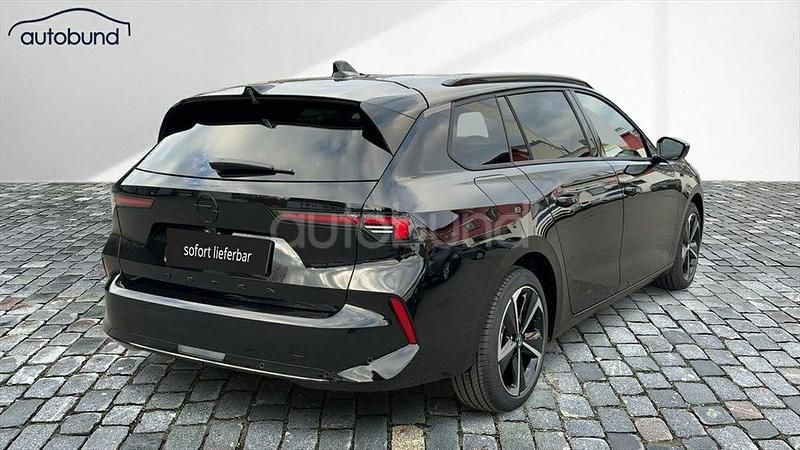 Neu Opel Astra 131 PS (96 kW) 2025 Schwarz Kombi