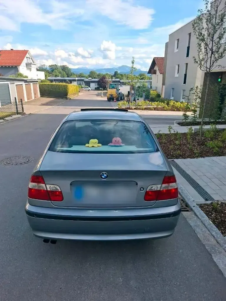 Gebraucht BMW 320 170 PS (125 kW) 2003 Grau Limousine