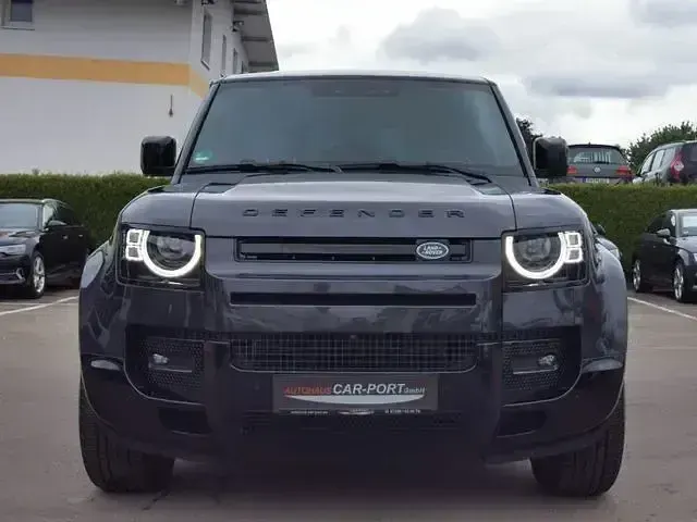 Gebraucht Land Rover Defender 249 PS (183 kW) 2024 Grau SUV