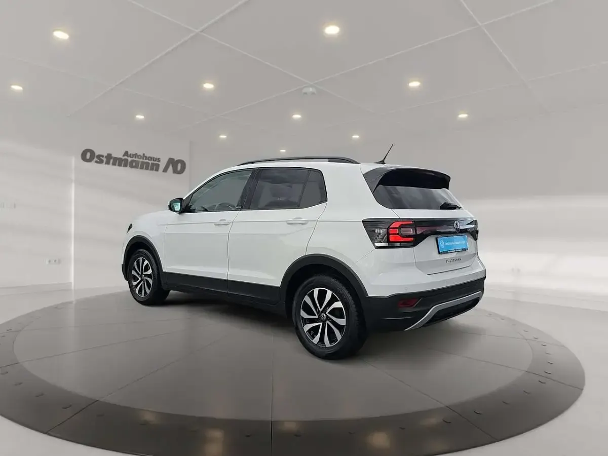 Gebraucht VW T-Cross Active 95 PS (69 kW) 2022 Pure white SUV