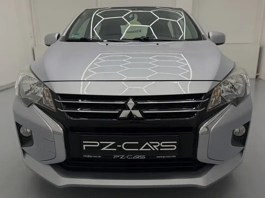 Gebraucht Mitsubishi Space Star 71 PS (52 kW) 2021 Cool silver Kleinwagen