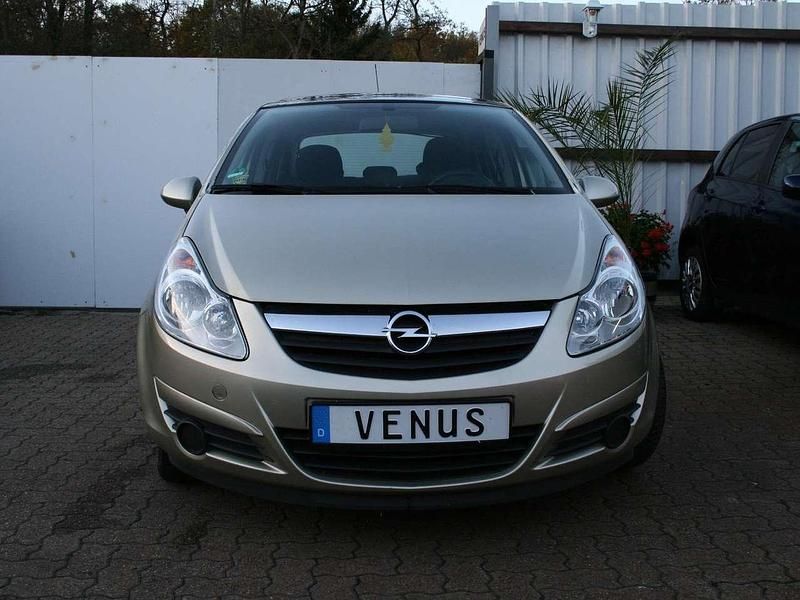 Gebraucht Opel Corsa Edition 80 PS (58 kW) 2007 Champagner silber m2 Kleinwagen
