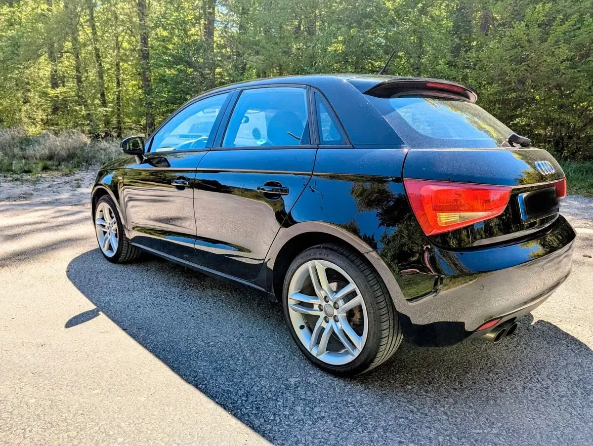 Gebraucht Audi A1 Sportback S-Line 140 PS (102 kW) 2013 Schwarz Kleinwagen