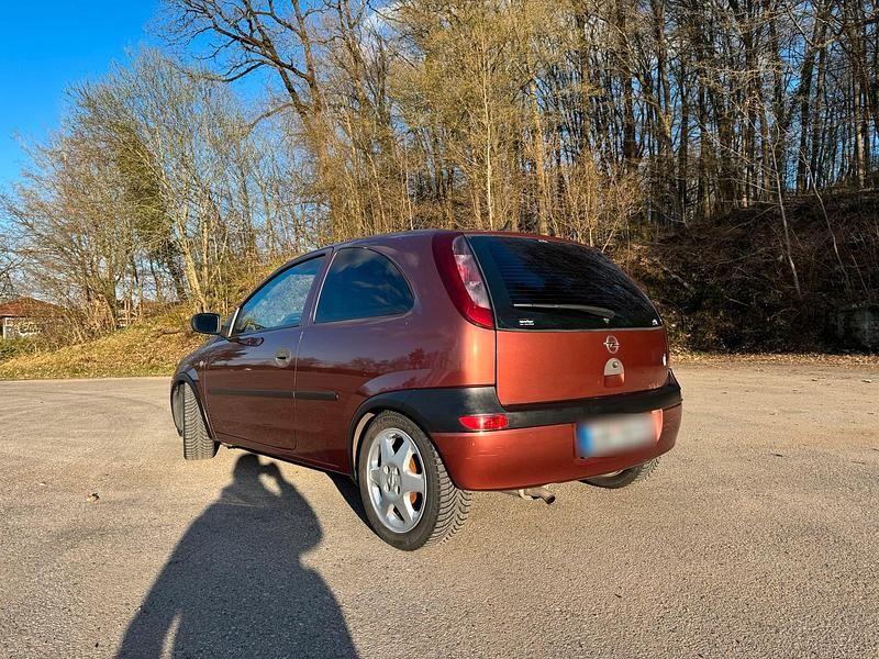 Gebraucht Opel Corsa 75 PS (55 kW) 2001 Rot Kleinwagen