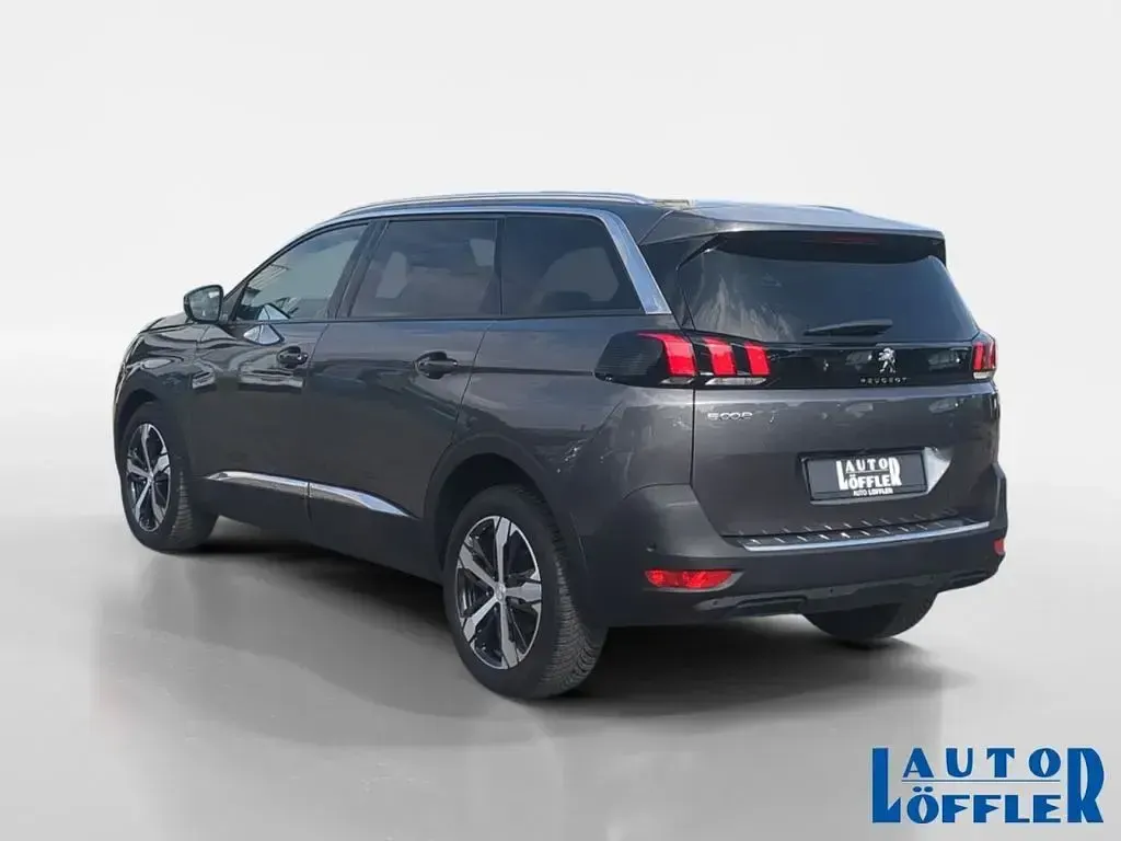 Gebraucht Peugeot 5008 Allure 131 PS (96 kW) 2023 Grau SUV