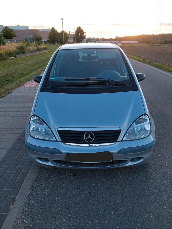 Gebraucht Mercedes A140 82 PS (60 kW) 2001 Silber Kleinwagen