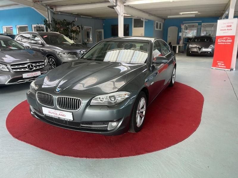Silber Gebraucht 2012 BMW 520 Limousine | 9.400 € (Guter Preis) - Bild 1/4