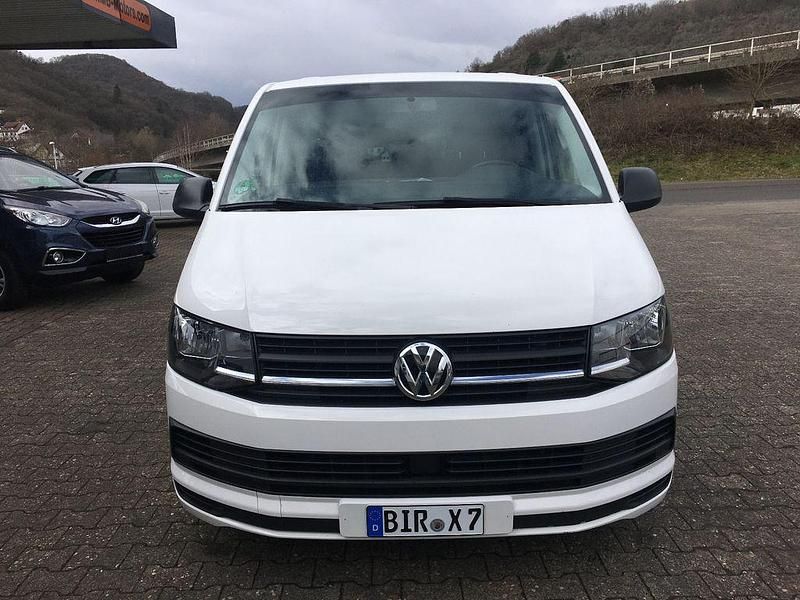 Gebraucht VW Multivan Trendline 150 PS (110 kW) 2017 Weiß Van