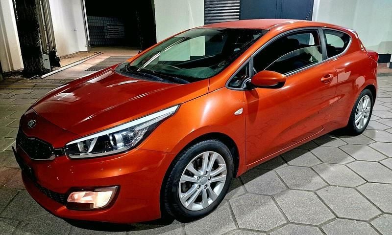 Gebraucht Kia ProCeed GT GT 135 PS (99 kW) 2016 Kleinwagen