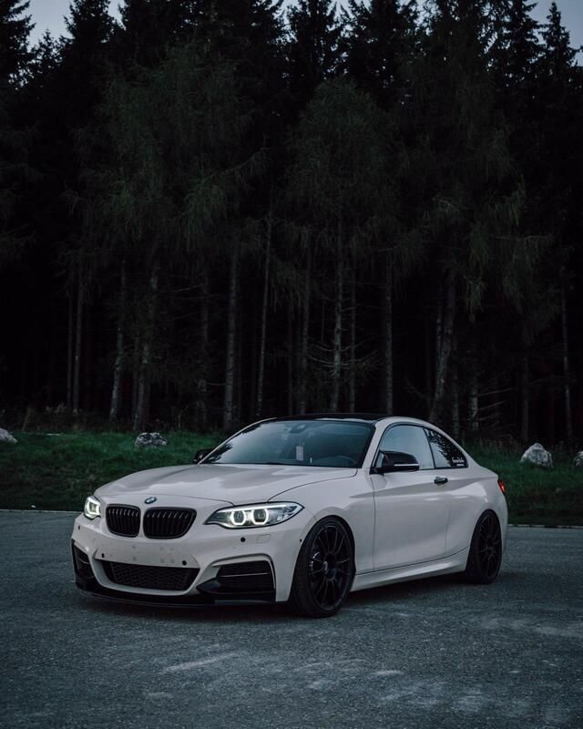 Schwarz Gebraucht 2016 BMW M240 M Sport Coupé | 34.000 € (Fairer Preis) - Bild 1/4