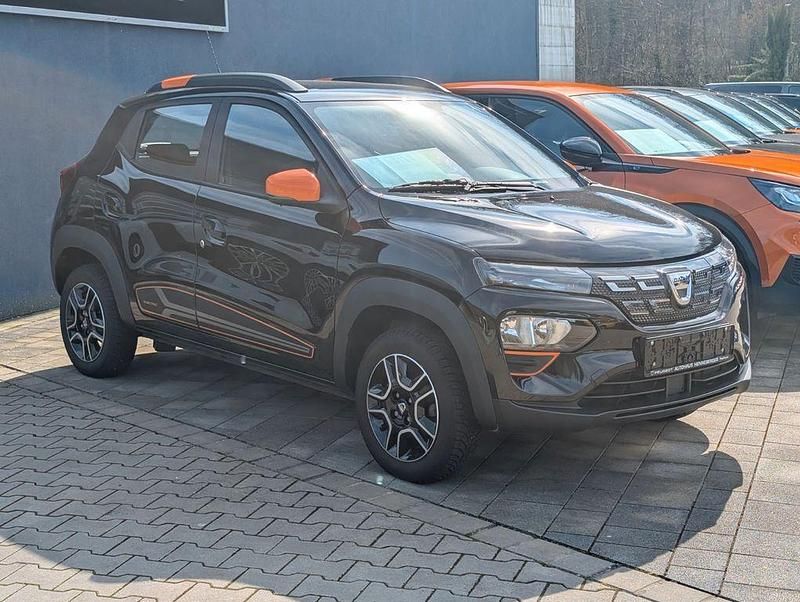 Gebraucht Dacia Spring Comfort Plus 33 kW (45 PS) 2022 Schwarz Kleinwagen