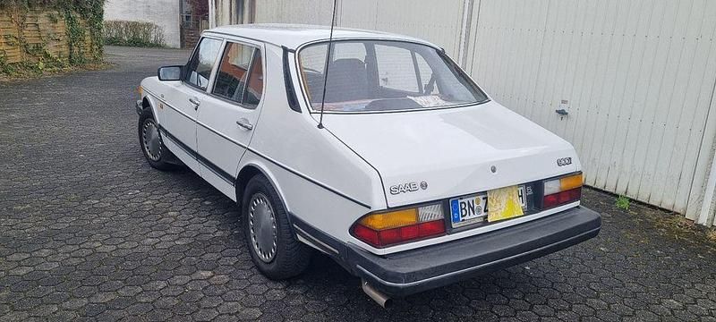 Gebraucht Saab 900 110 PS (80 kW) 1985 Weiß Limousine