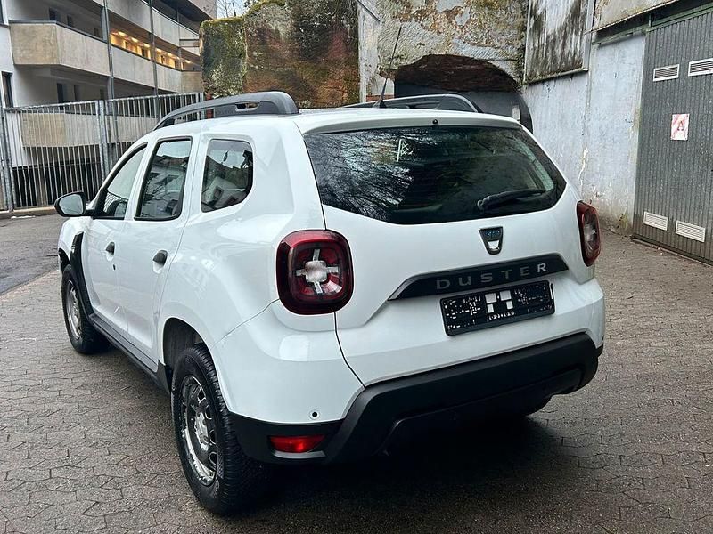 Gebraucht Dacia Duster Deal 101 PS (74 kW) 2021 Weiß SUV