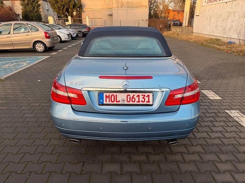 Gebraucht Mercedes E350 272 PS (200 kW) 2011 Blau Cabrio