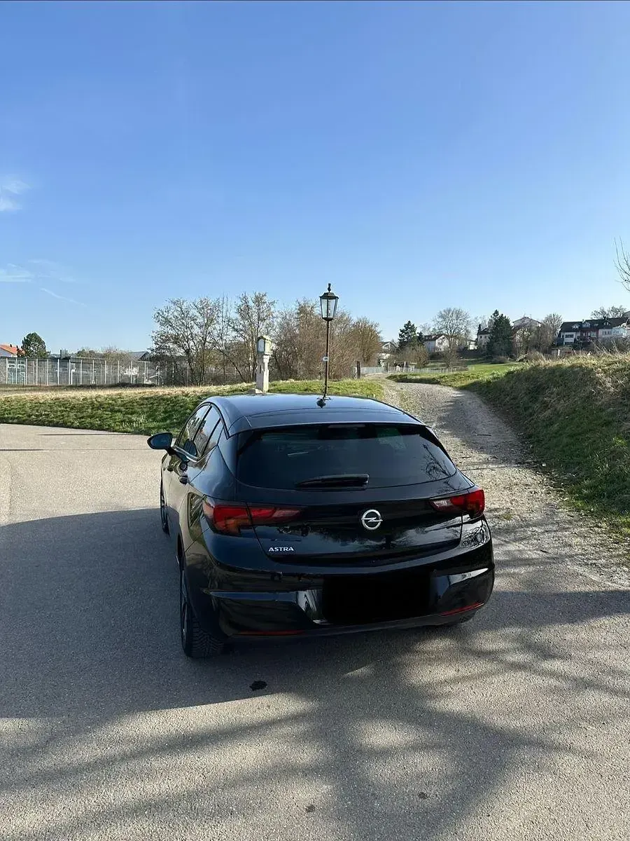 Gebraucht Opel Astra Design Edition 145 PS (106 kW) 2021 Schwarz Limousine