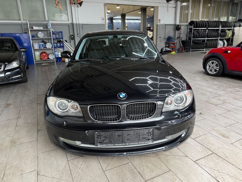 Schwarz Gebraucht 2009 BMW 118 Kleinwagen | 4.499 € (Guter Preis) - Bild 1/4