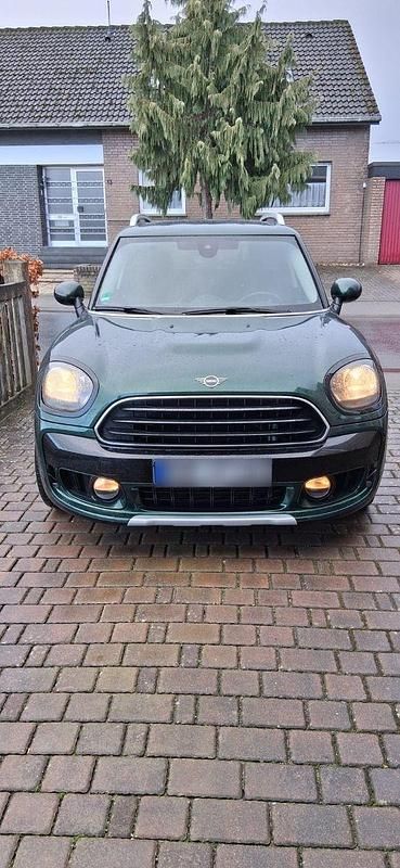 Second-hand Mini ONE 102 CP (75 kW) 2019 Verde Hatchback