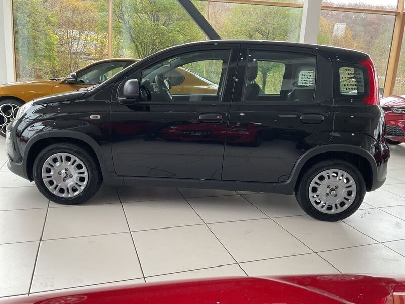 Gebraucht Fiat Panda 69 PS (50 kW) 2024 Schwarz Kleinwagen