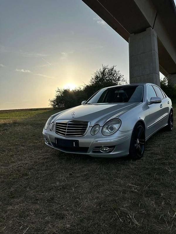 Gebraucht 2007 Mercedes E280 Avantgarde Kombi | 3.500 € (Etwas zu teuer) - Bild 1/4