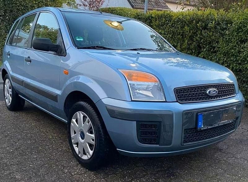 Second-hand Ford Fusion 101 CP (74 kW) 2007 Albastru Hatchback