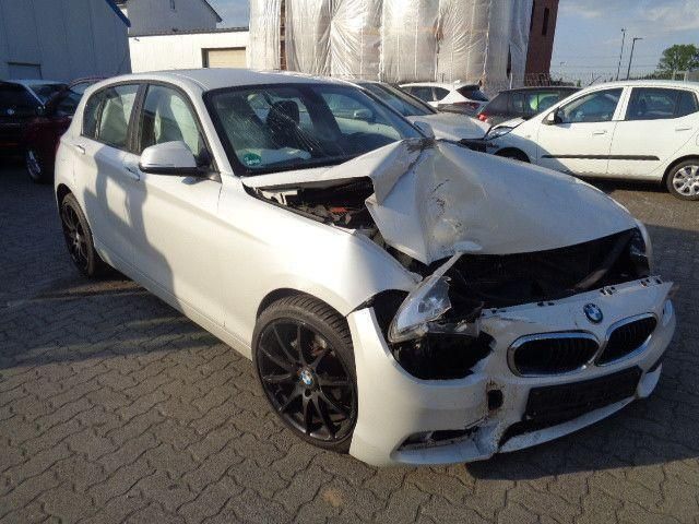 Gebraucht BMW 116 Advantage 116 PS (85 kW) 2017 Weiß Kleinwagen