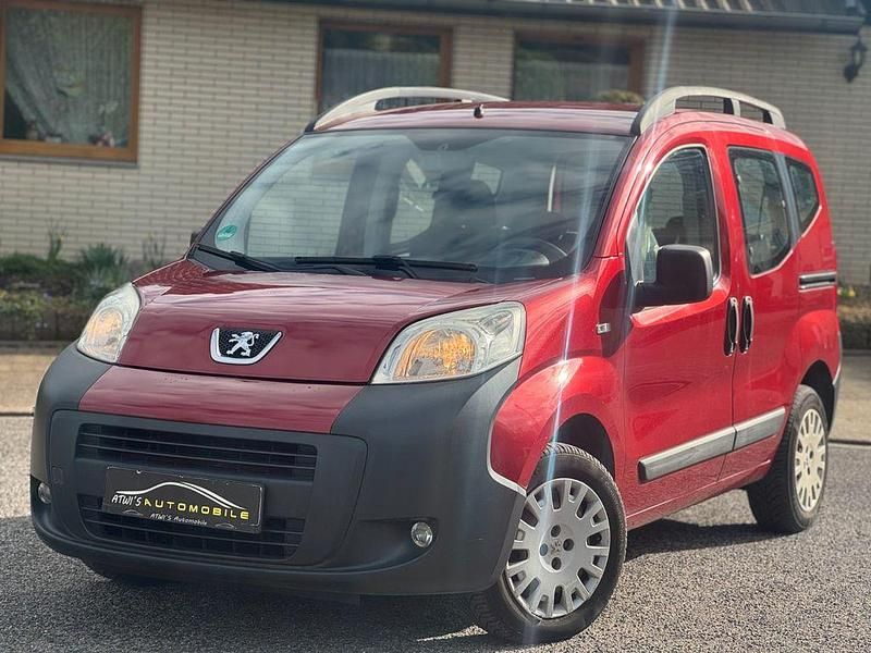 Gebraucht Peugeot Bipper Basis 73 PS (53 kW) 2009 Rot Van / Kleinbus