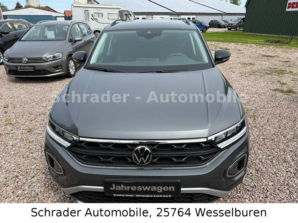 Gebraucht VW T-Roc Goal 116 PS (85 kW) 2025 Grau SUV