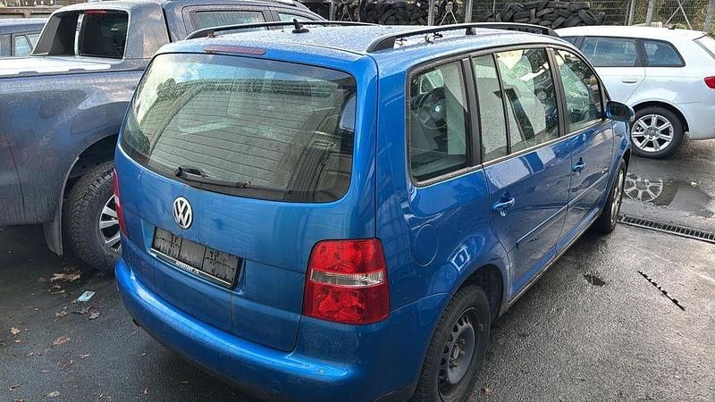 Gebraucht VW Touran Goal 109 PS (80 kW) 2006 Blau Van / Kleinbus
