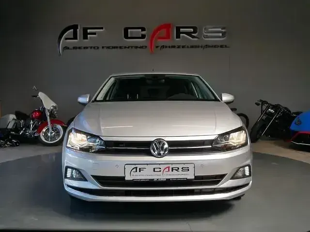 Gebraucht VW Polo Highline 95 PS (69 kW) 2017 Silber Limousine