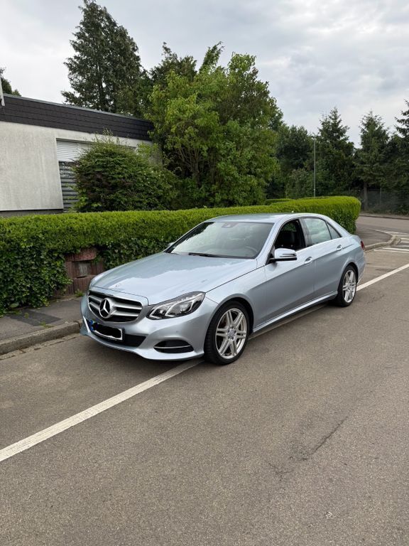 Silber Gebraucht 2014 Mercedes E350 Limousine | 18.500 € - Bild 1/4