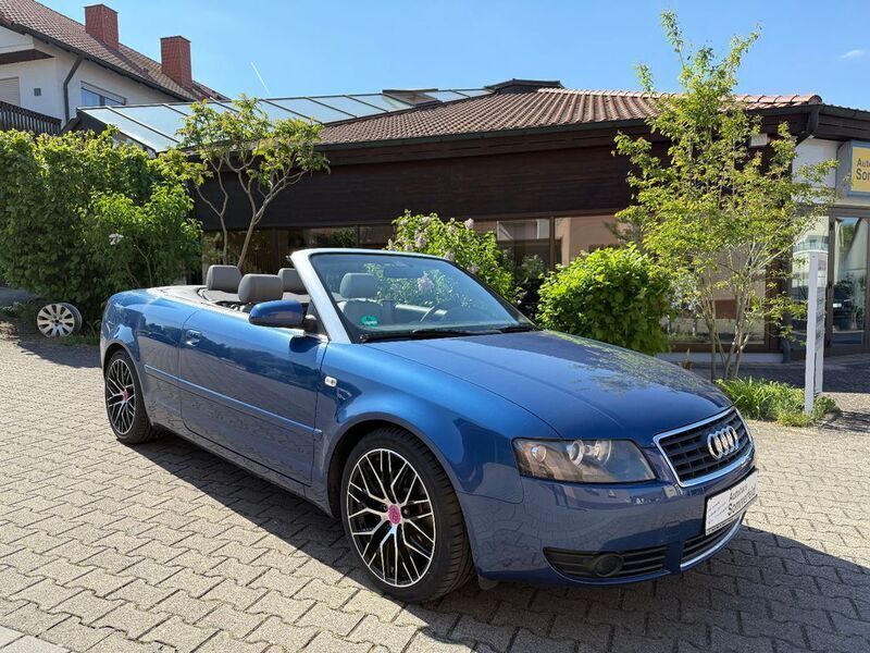 Blau Gebraucht 2002 Audi A4 Cabriolet Sport Cabrio | 8.900 € (Etwas zu teuer) - Bild 1/4