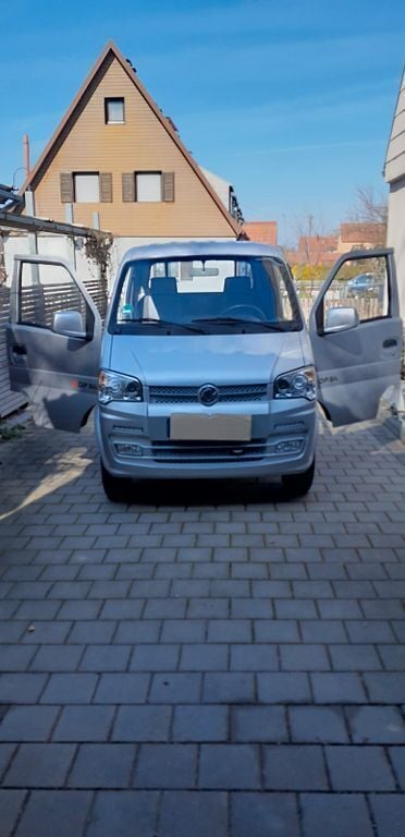 Grau Gebraucht 2021 DFSK K01H SUV | 10.650 € - Bild 1/4