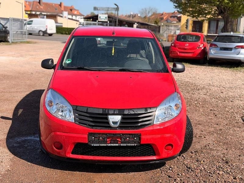 Second-hand Dacia Sandero Basis 75 CP (55 kW) 2009 Roșu Berlinǎ