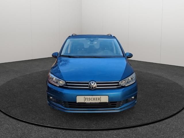 Gebraucht VW Touran Highline 150 PS (110 kW) 2022 Blau Van / Kleinbus